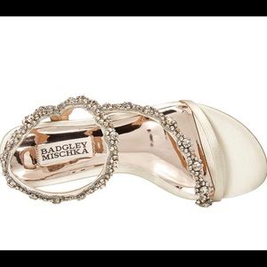 Badgley Mischka Women's Ankle Strap Flat Sandal